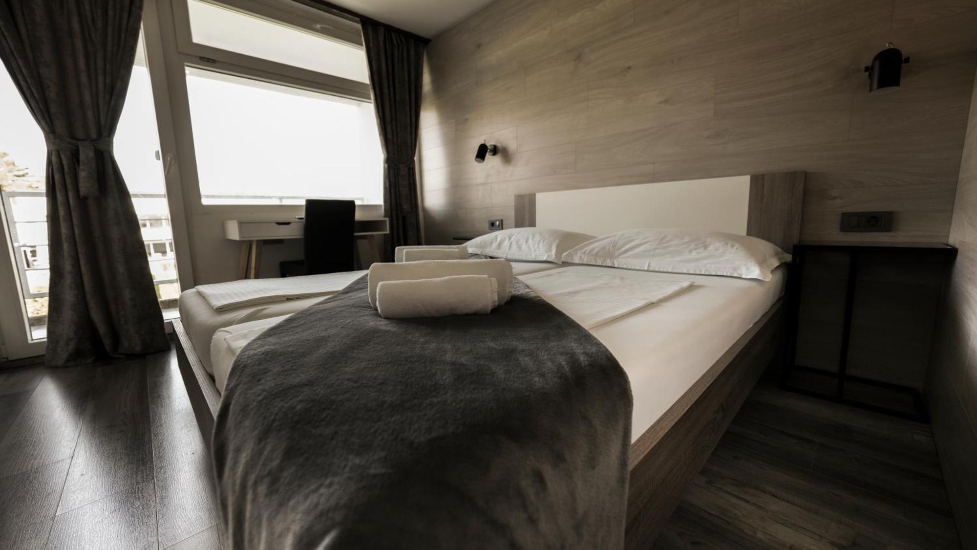Hotel Matija Gubec Stubicke Toplice Екстер'єр фото